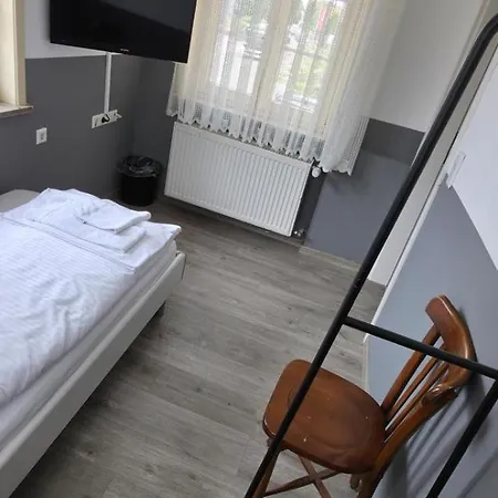 Flyinn-pension Airport-messe * Leinfelden-Echterdingen