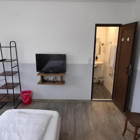 Flyinn-pension Airport-messe