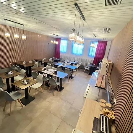 Flyinn-pension Airport-messe