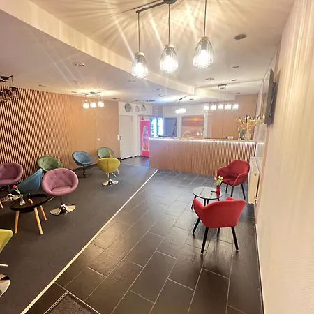 Πανσιόν Flyinn-pension Airport-messe