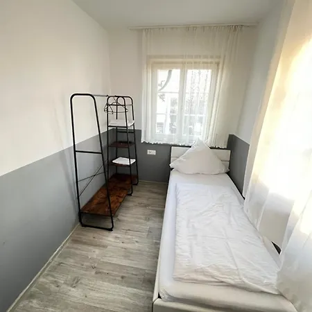 Flyinn-pension Airport-messe